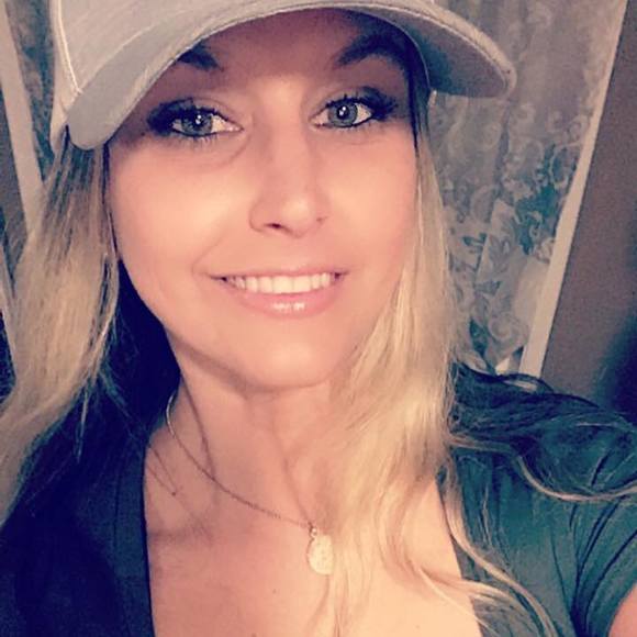 Meet your Posher, Andrea - Picture 1 of 1